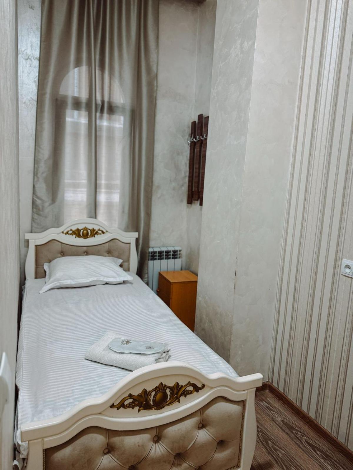 Yerevan Hotel Quarto foto